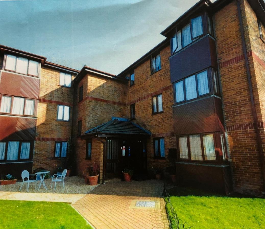 Quayside Close Holiday Apartments Poole Exterior foto